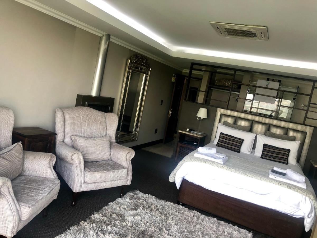 Kosmos Lodge Hartbeespoort Eksteriør bilde