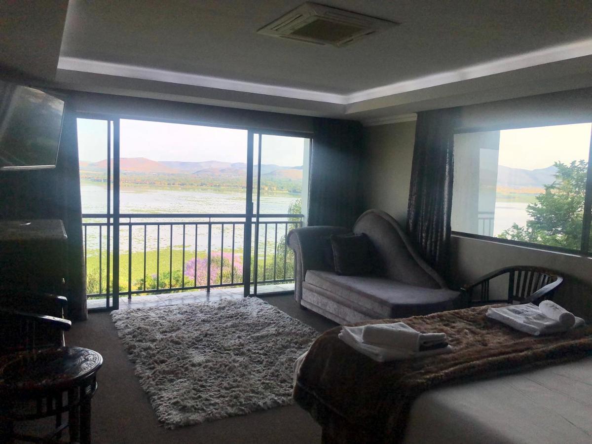 Kosmos Lodge Hartbeespoort Eksteriør bilde