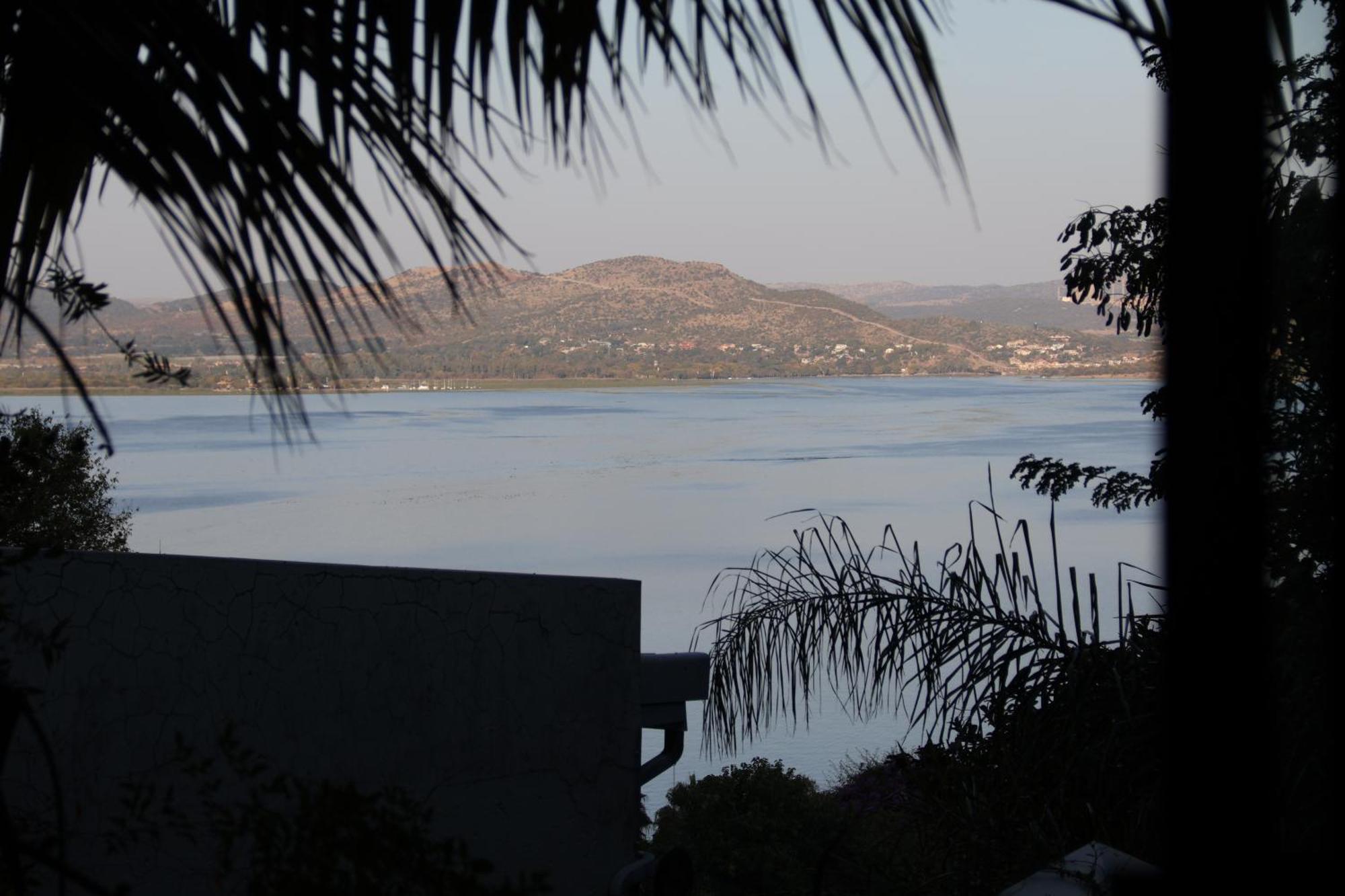 Kosmos Lodge Hartbeespoort Eksteriør bilde