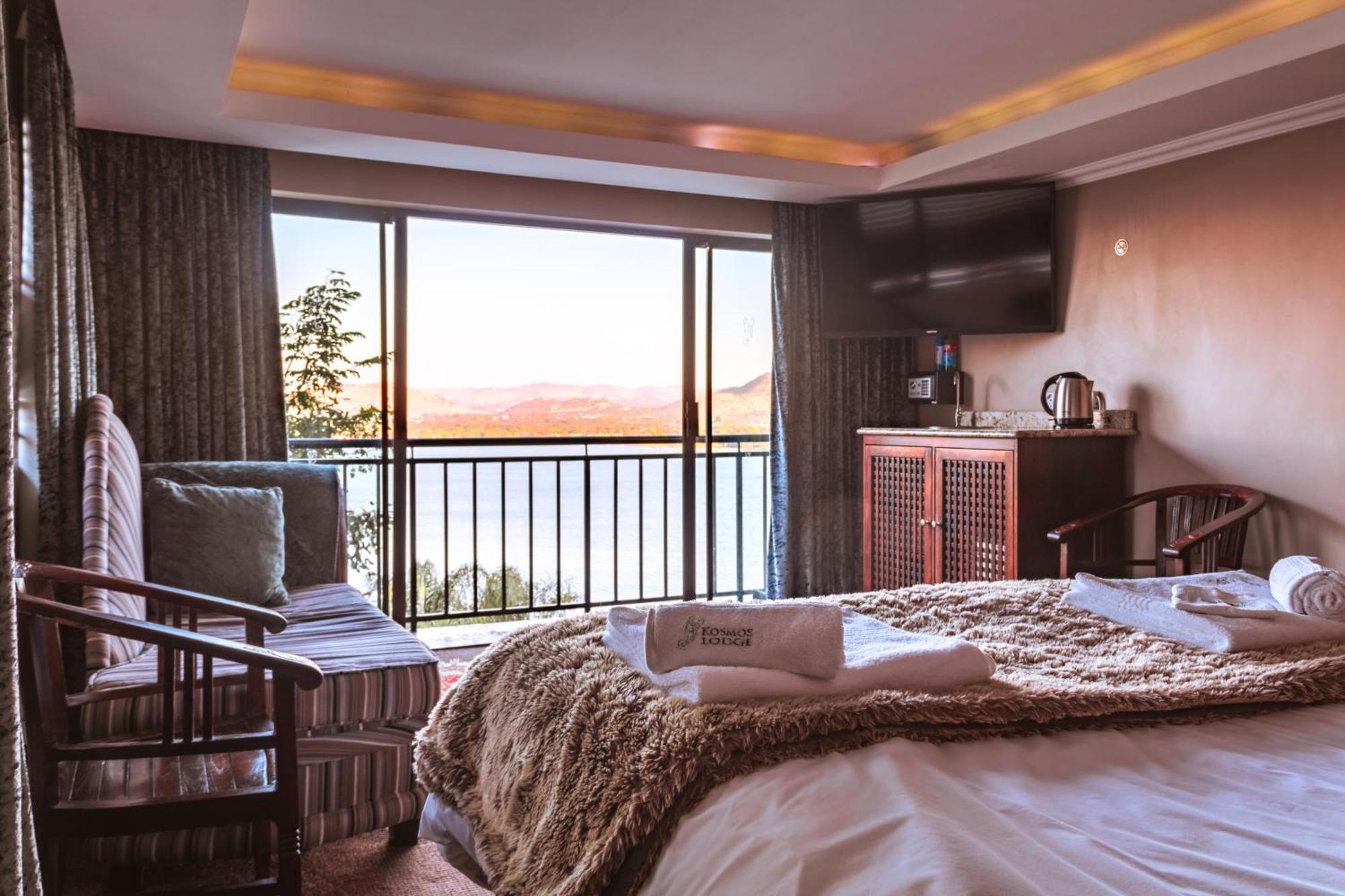 Kosmos Lodge Hartbeespoort Eksteriør bilde